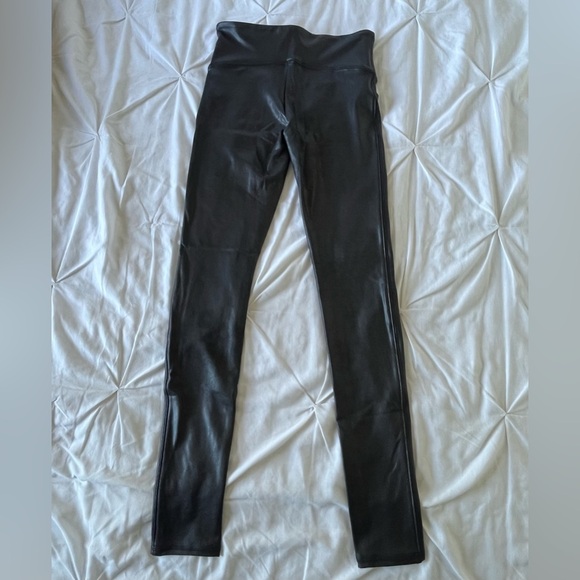 NWT Spanx Black Faux Leather Leggings  SIZE SMALL - Picture 5 of 10